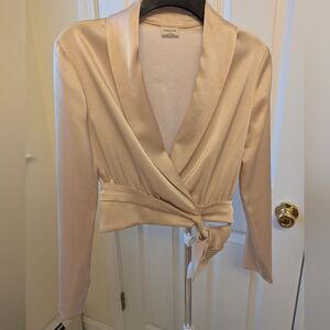 Babaton Elegant Cream Blouse